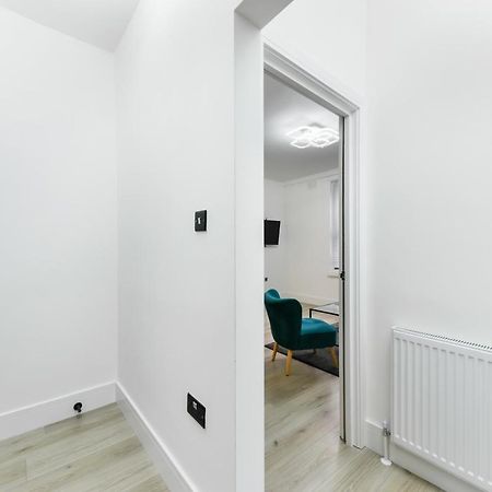 New Stylish 1 Bedroom Apartment - Flat D Norwood Exterior foto